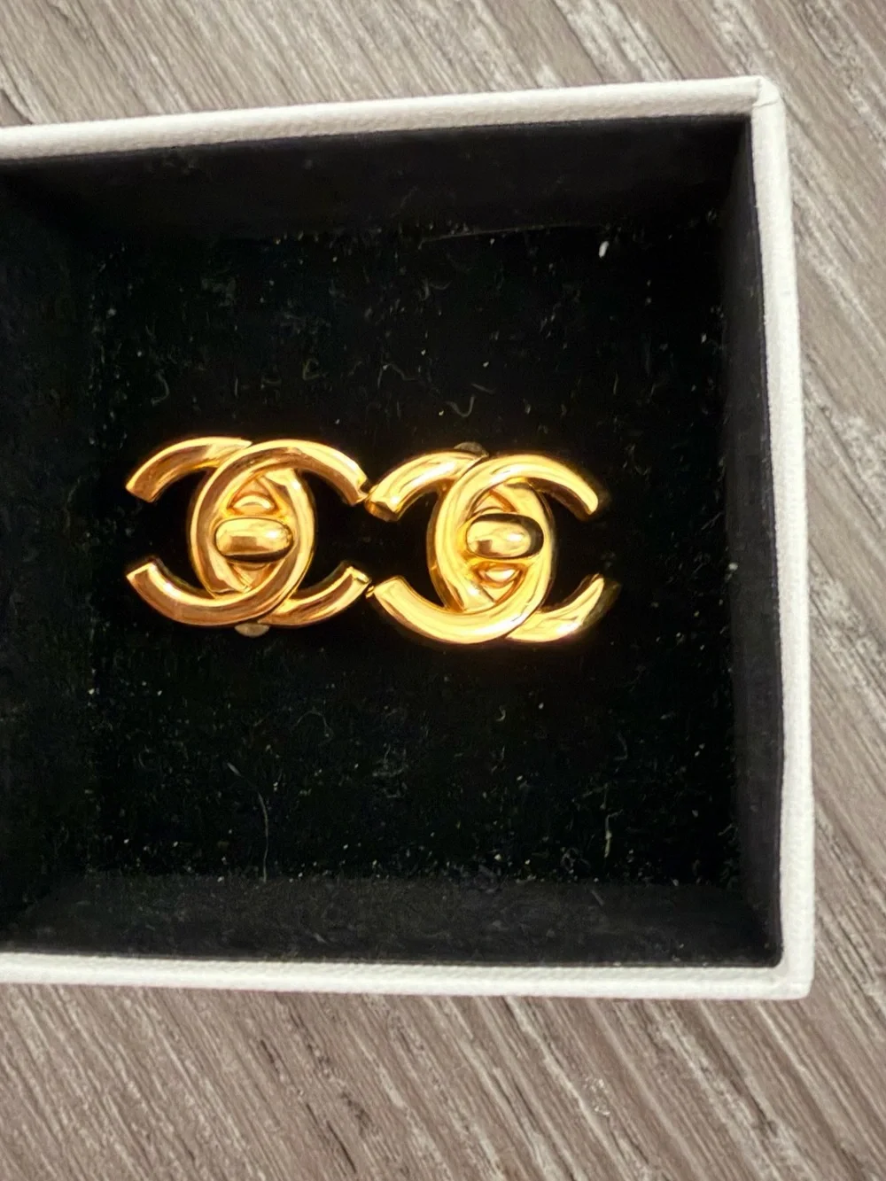 Rare 1997P Chanel Large CC Turn Lock Clip-On Earrings with Original Box